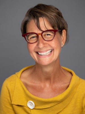Shira Sameroff headshot