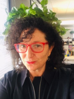 Michèle Mani Headshot