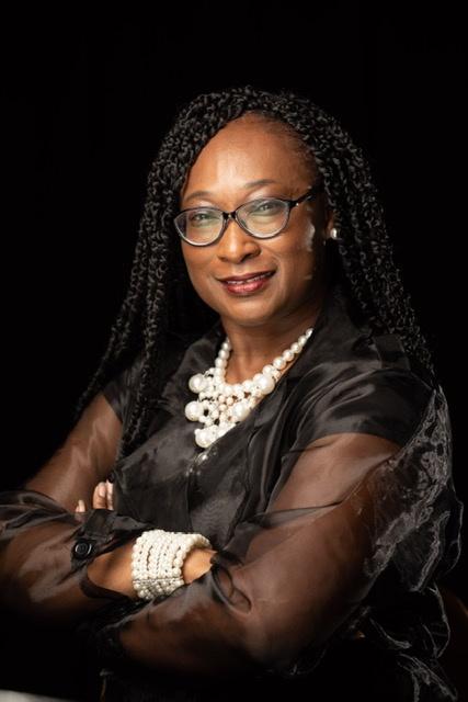 Dr. Christine Richards headshot