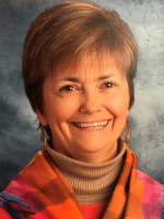Lyn Bush headshot